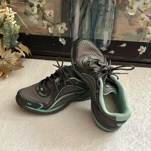 Ryka Sky Walk Walking Shoes, Size 9M